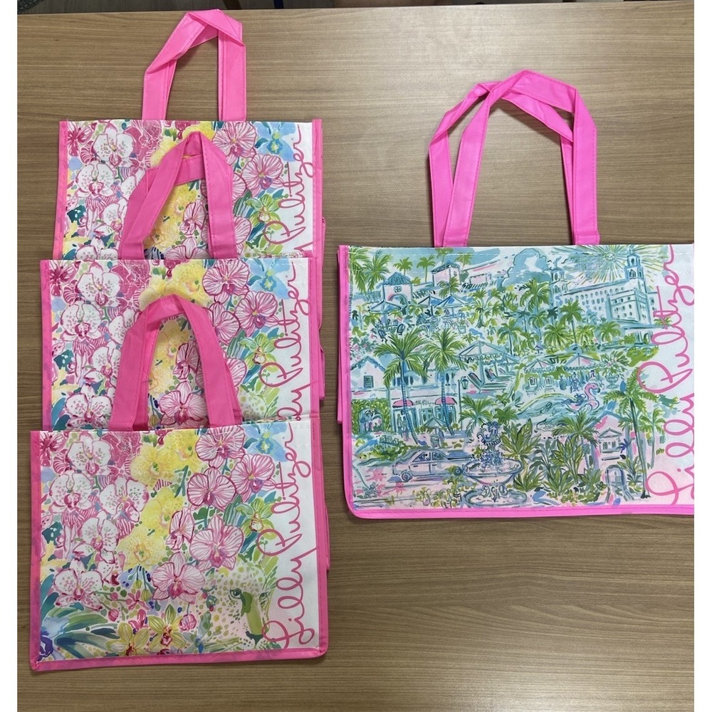 Lot Of 4 LILLY PULITZER Reusable Tote Plastic SHOPPING BAGS, Two Sizes Palm